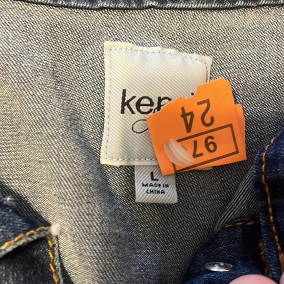 Excellent condition Kensie Jean jacket! - Picture 2 of 5